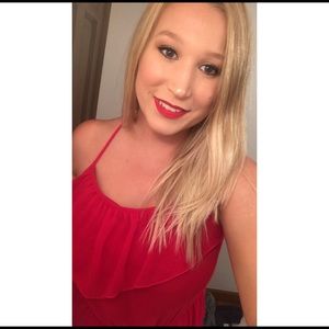 Meet your Posher, Ashley